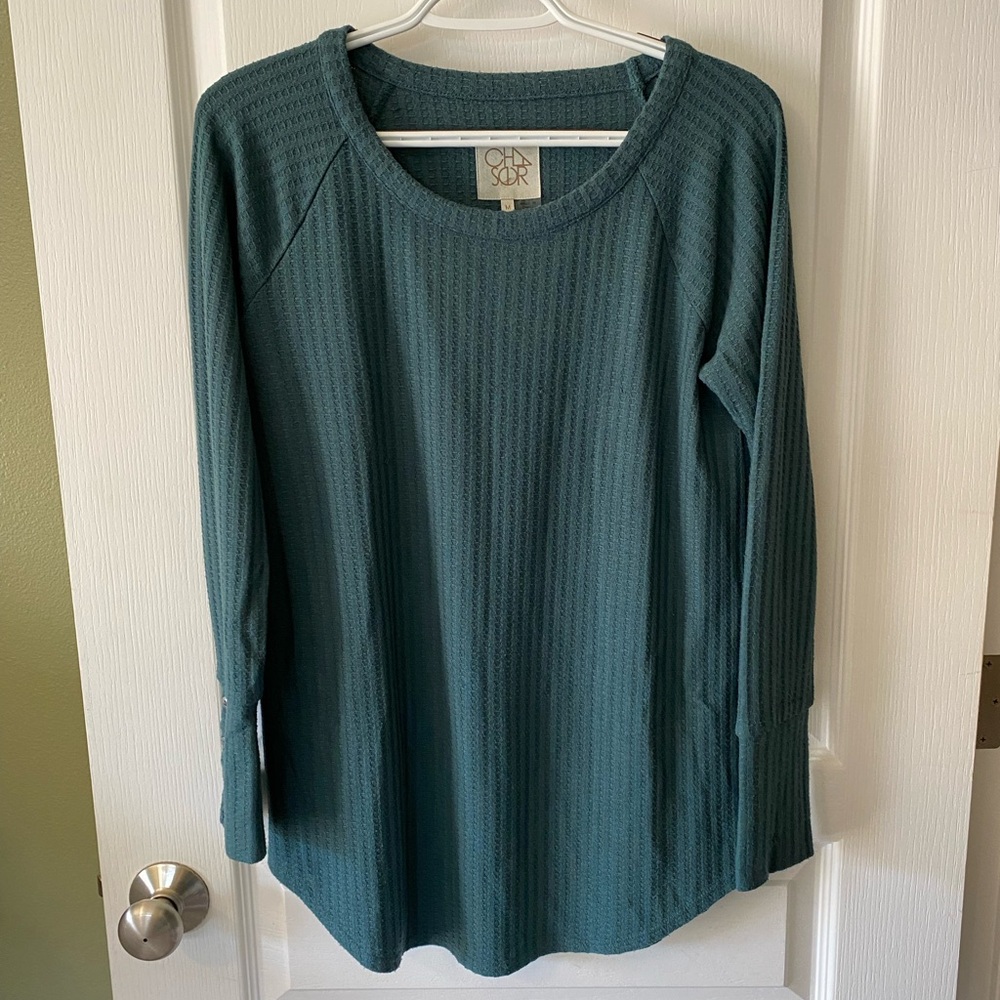 🦄 3/$15 Chaser Green Waffle LS Tee